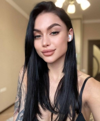 Анна, 22